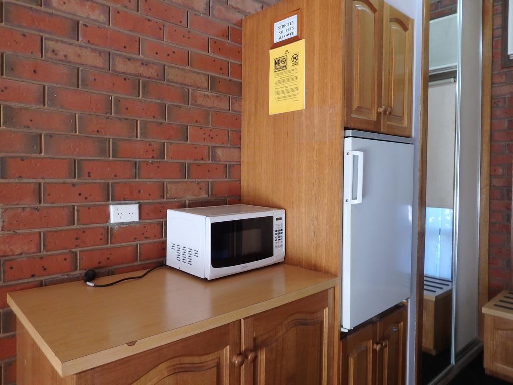 Monte Villa Motor Inn Мельбурн Екстер'єр фото