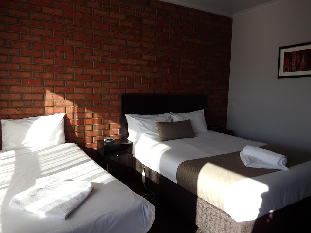 Monte Villa Motor Inn Мельбурн Екстер'єр фото