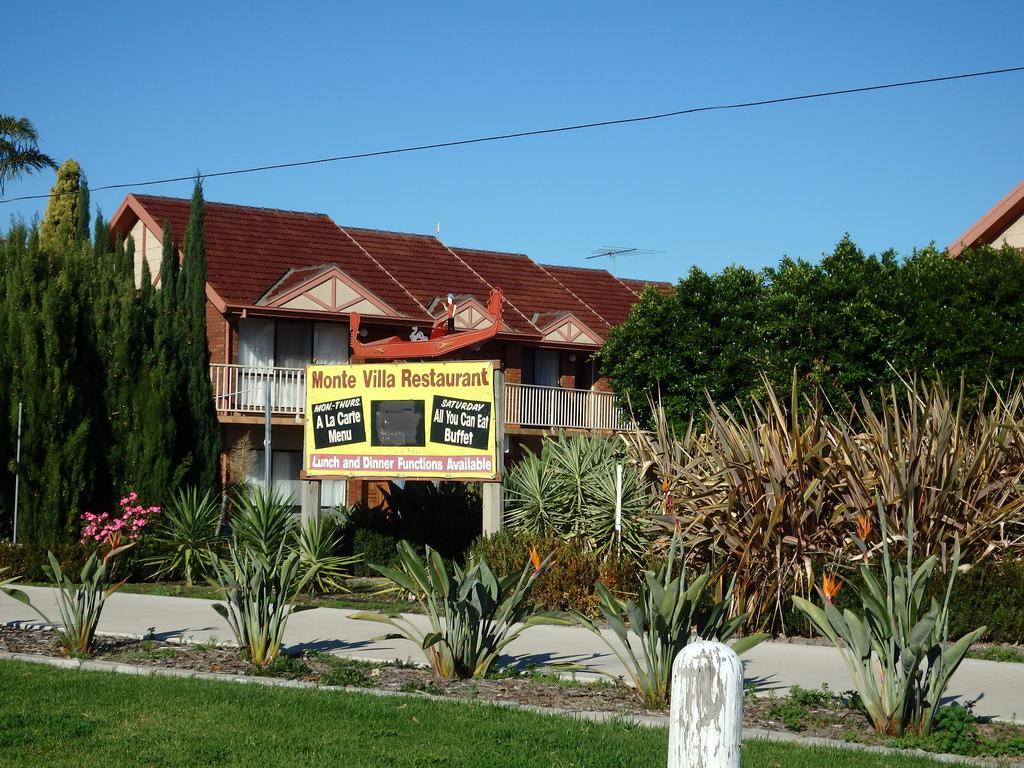 Monte Villa Motor Inn Мельбурн Екстер'єр фото