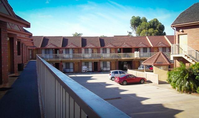 Monte Villa Motor Inn Мельбурн Екстер'єр фото